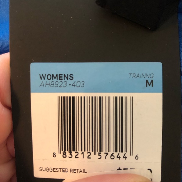 Nike Womens Training Oversized Sweatshirt - Sz. Medium - Picture 2 of 3